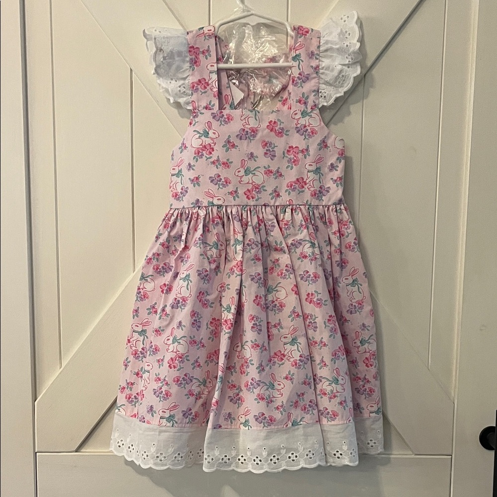 🐇 Charming Pink Floral Kids Dress with Ruffled Sleeves